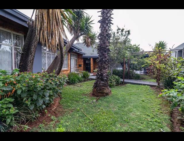 4 BEDROOM HOUSE FOR SALE IN SYMHURST